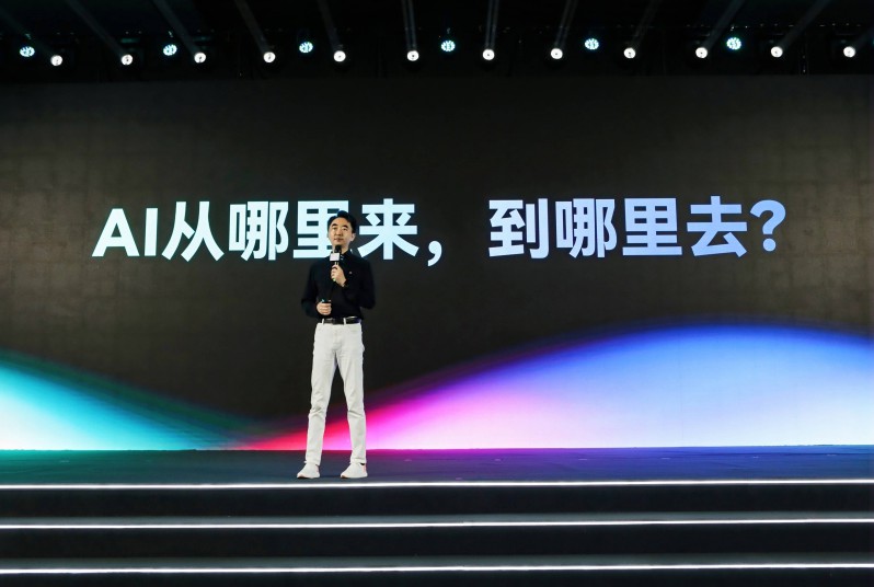 刘润出席德施曼发布会，谈AI如何重新定义智能锁