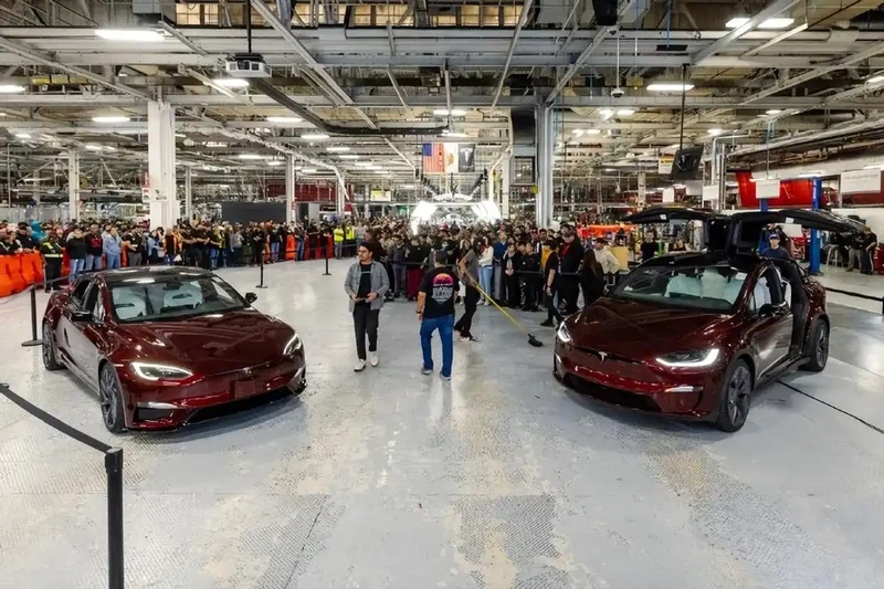 特斯拉开放Model S/X设计资料:产线改造转向Optimus人形机器人 图2