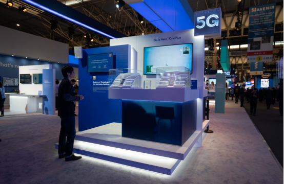 一加手机携首款5G手机亮相MWC2019 带来5G云游戏体验 图2